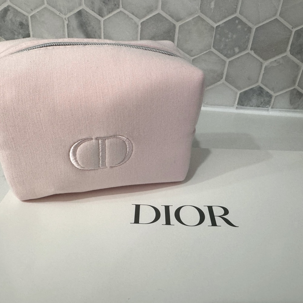 NWOT Dior make up bag!